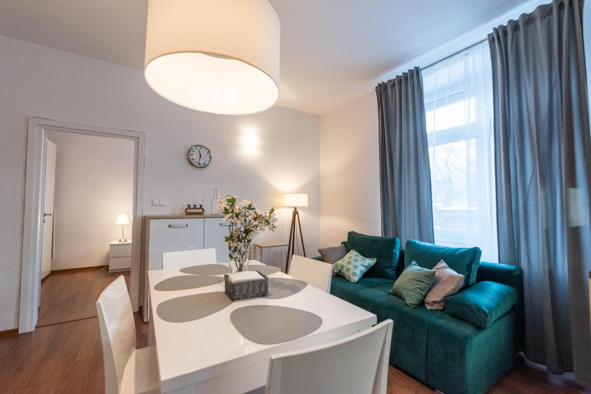 Lights Bosacka Apartment *